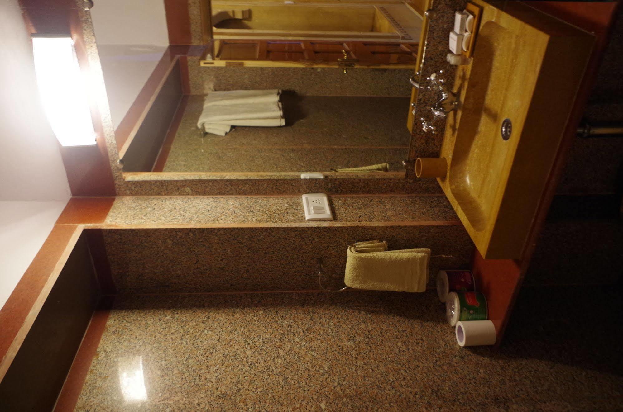 Hotel Fifu Džaisalmér Exteriér fotografie